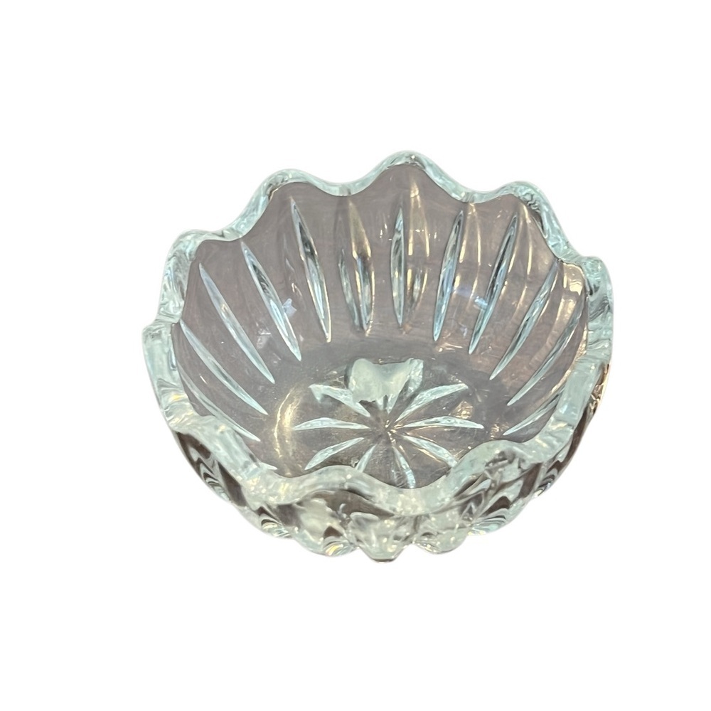 Vintage Small crystal catch all